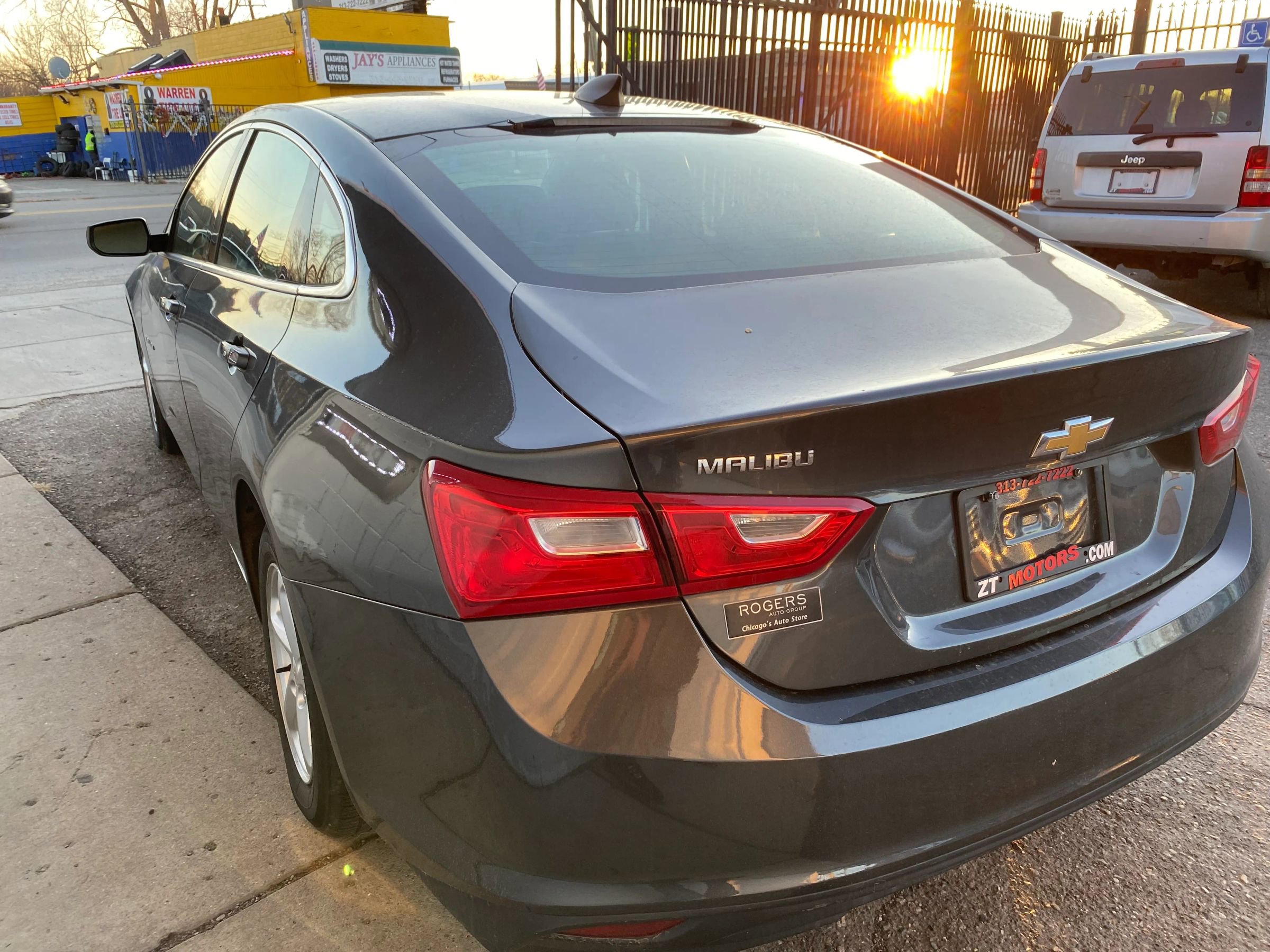 Used 2017 Chevrolet Malibu LS image 2