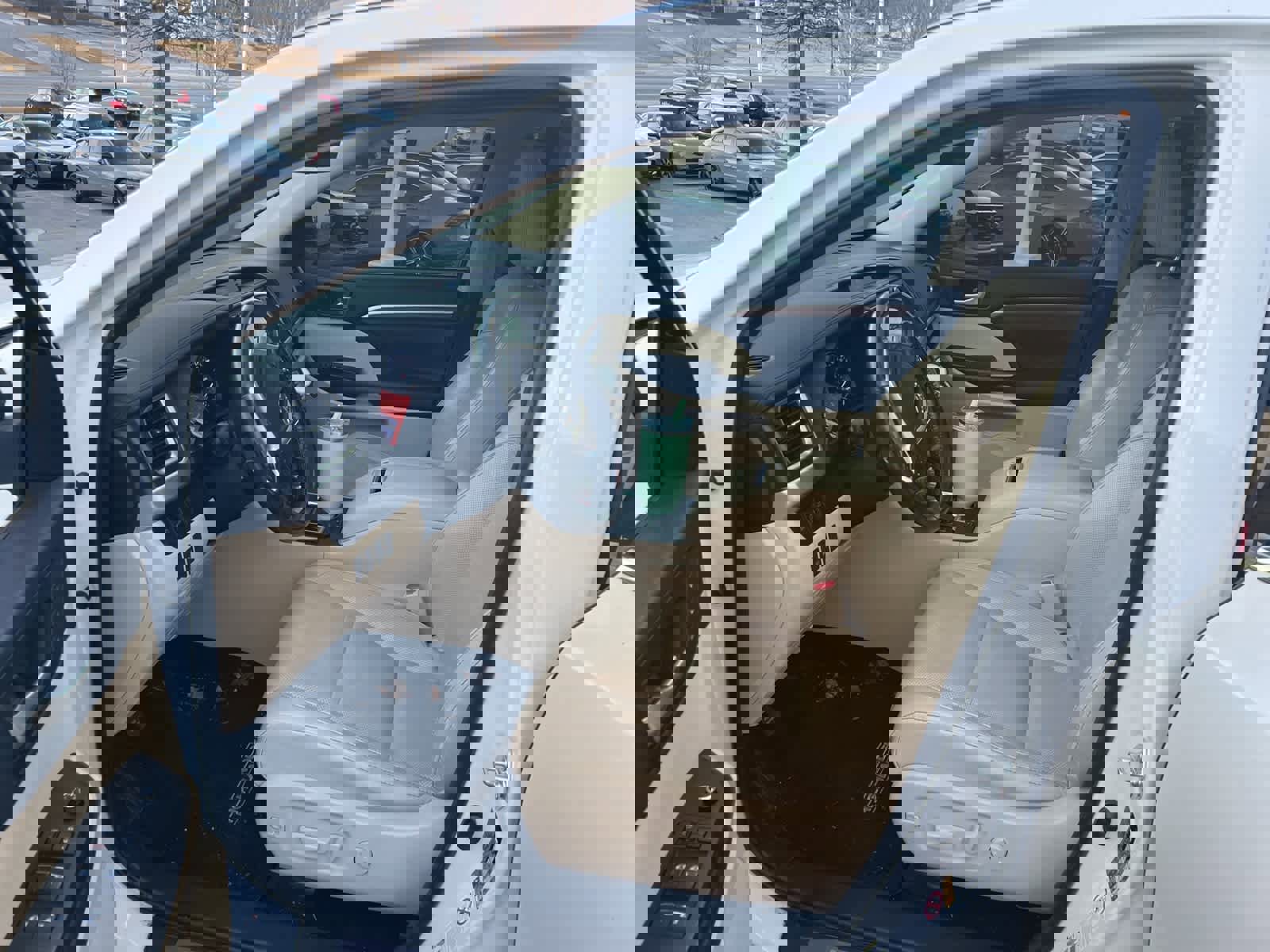 Used 2017 Toyota Highlander Limited image 16