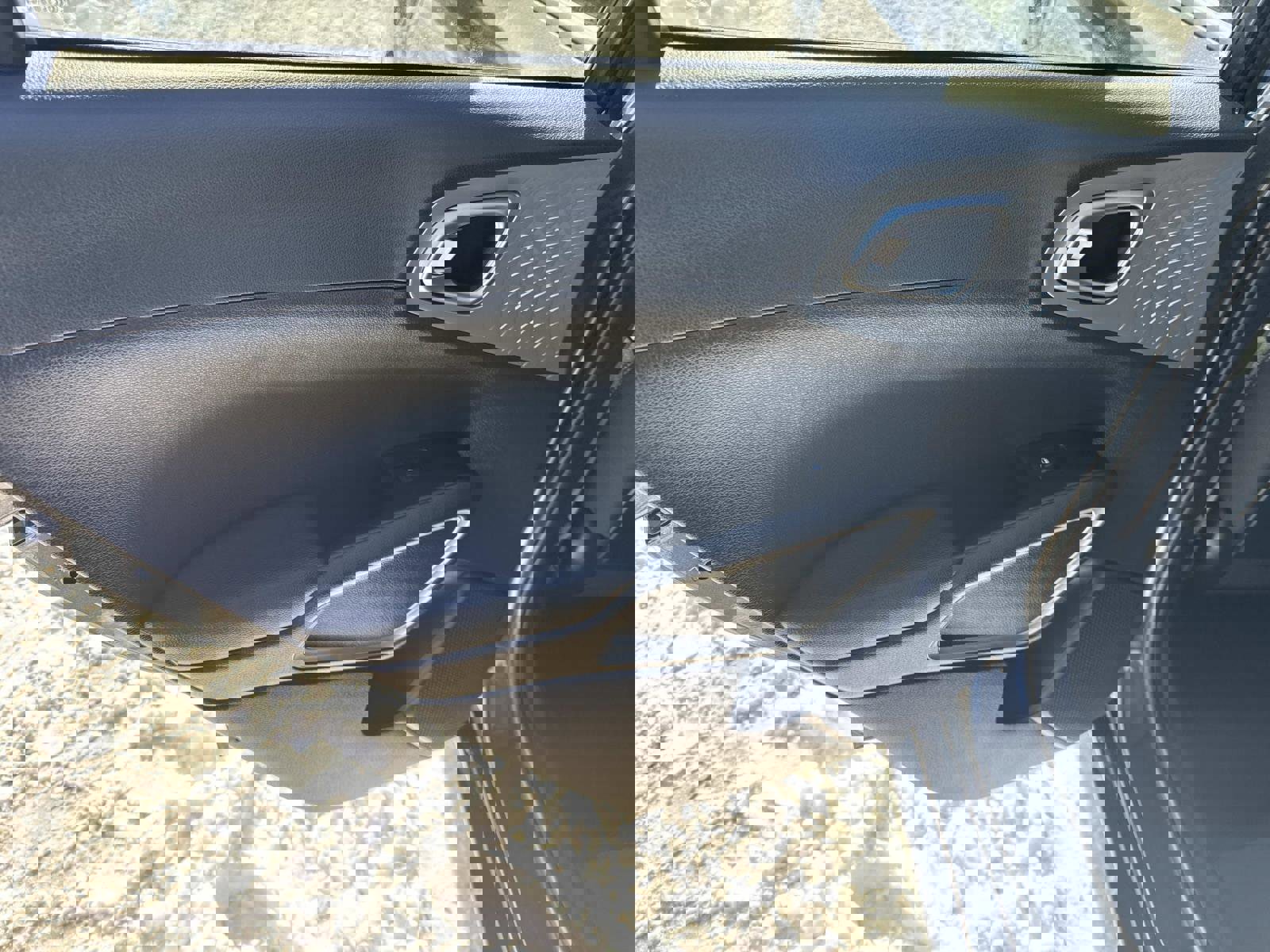 Used 2023 Kia Soul LX image 16