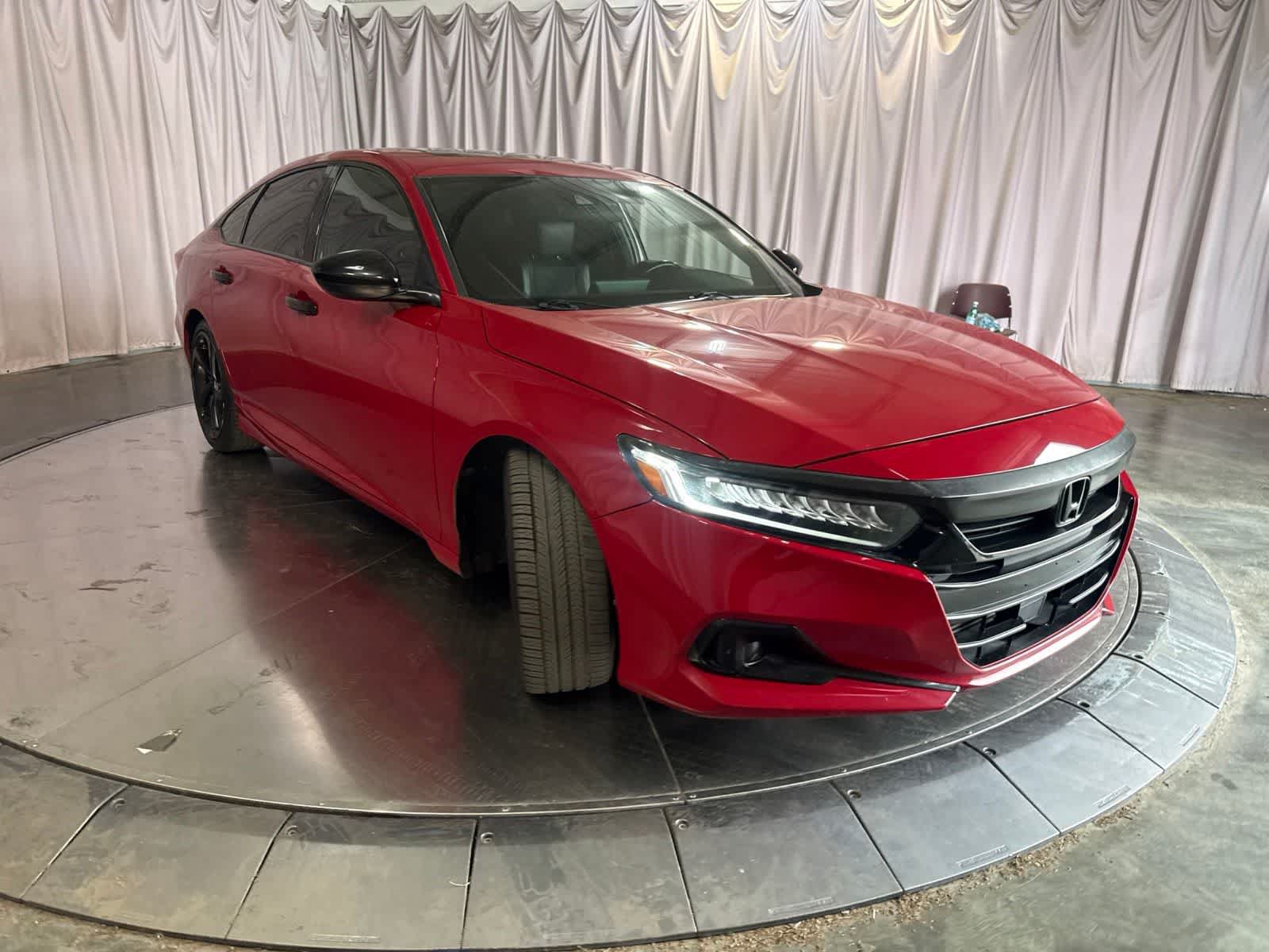 Used 2021 Honda Accord Sport image 3