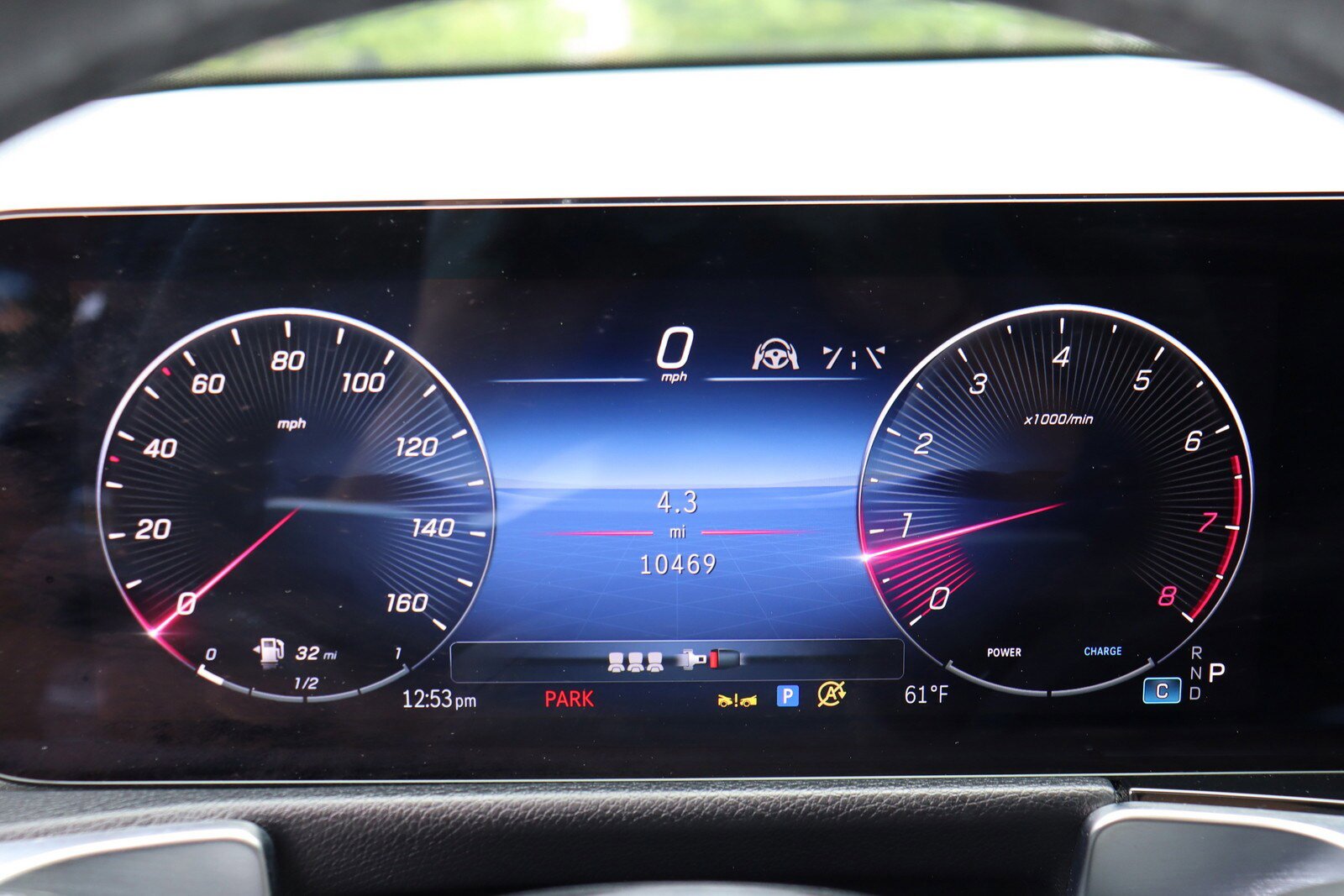 Used 2024 Mercedes-Benz GLB 250 w/ Driver Assistance Package image 30