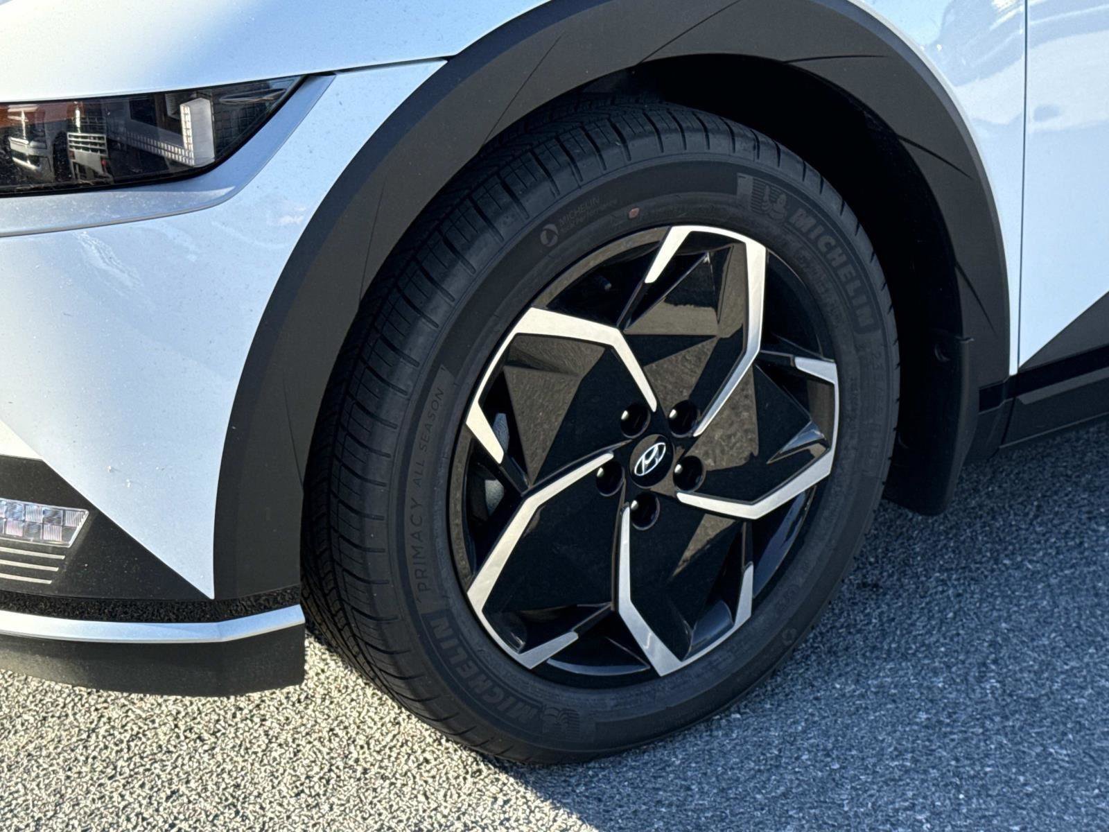 Used 2024 Hyundai Ioniq 5 SEL image 30