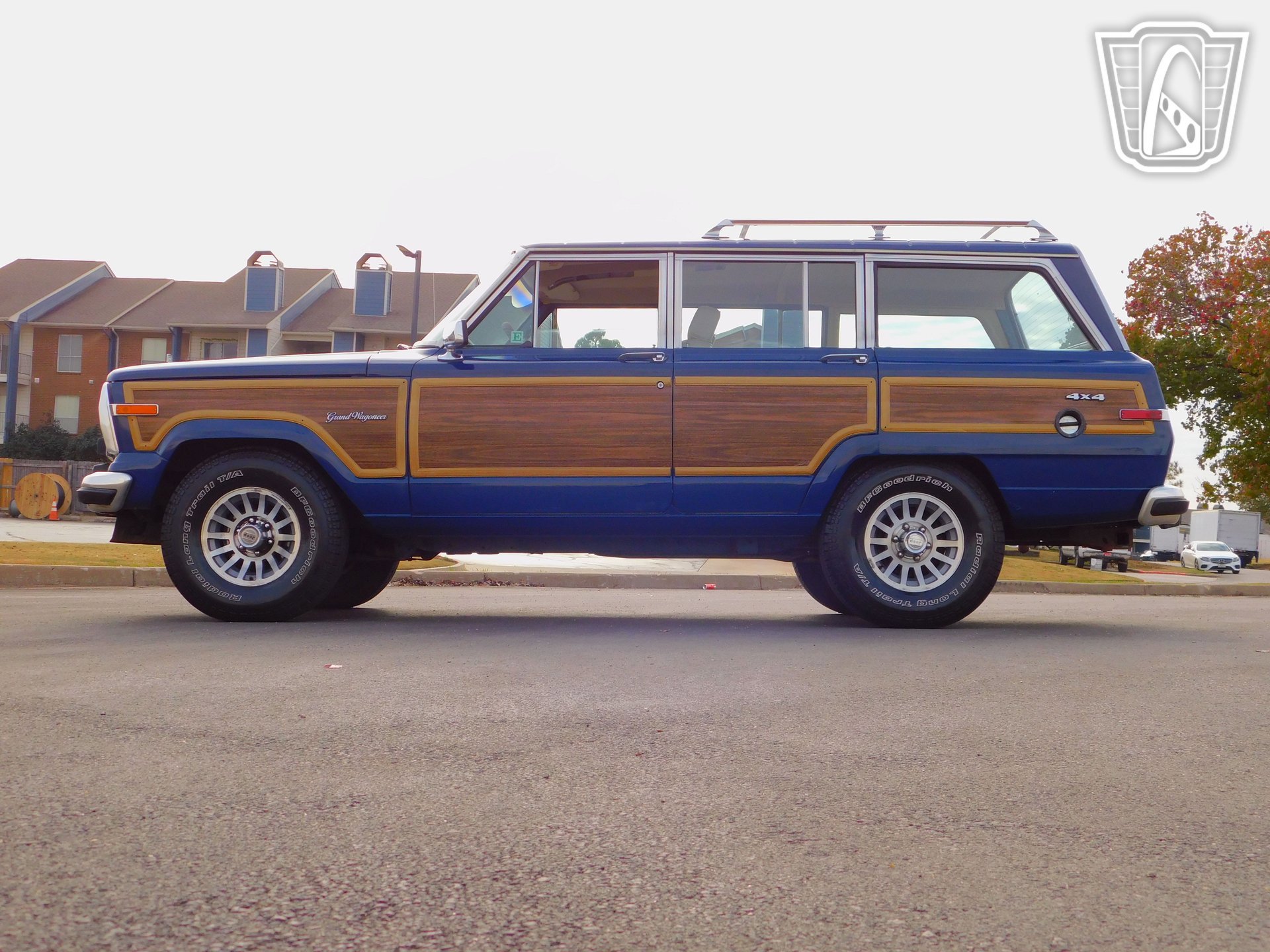 Used 1989 Jeep Grand Wagoneer AWD/4WD image 13
