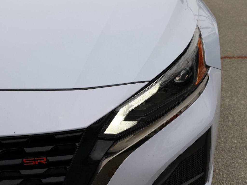 Used 2023 Nissan Altima 2.5 SR image 10