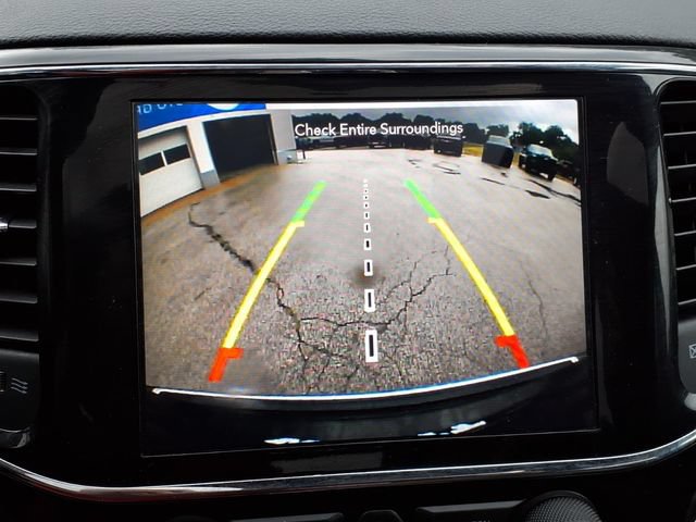 Used 2021 Jeep Grand Cherokee Limited w/ Premium Lighting Group AWD/4WD image 21