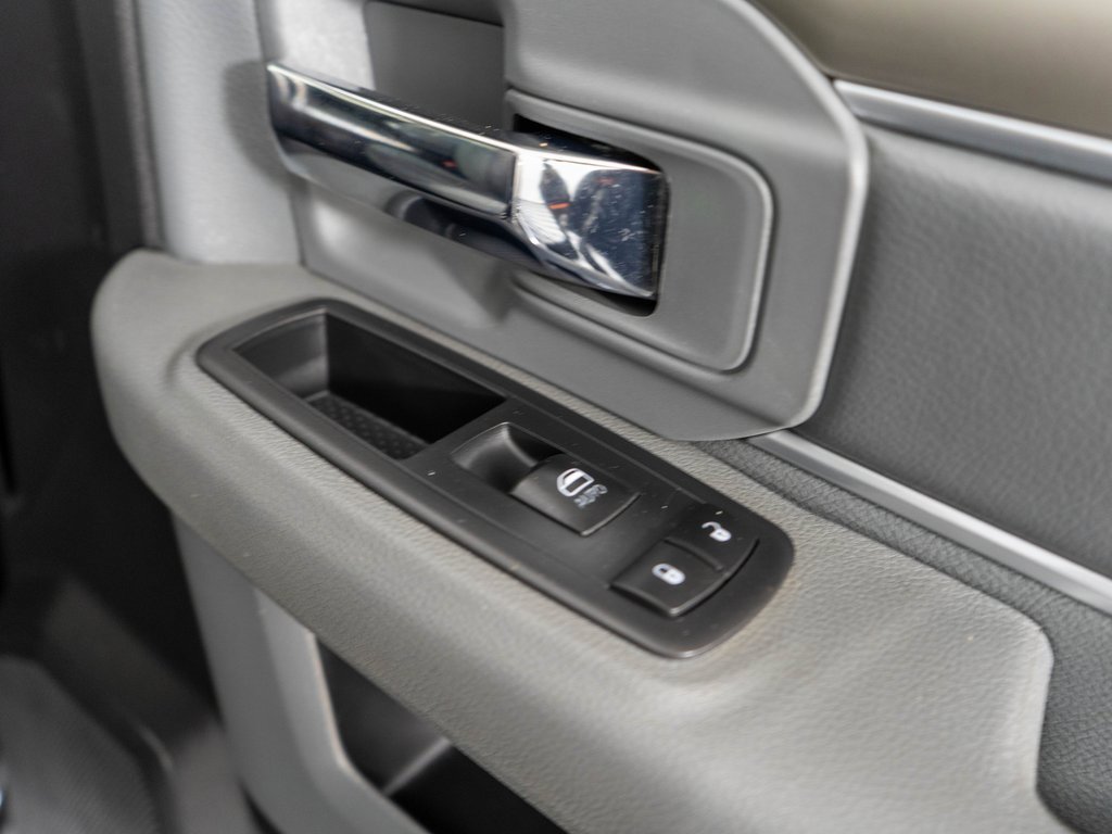 Used 2016 RAM 2500 Big Horn image 9