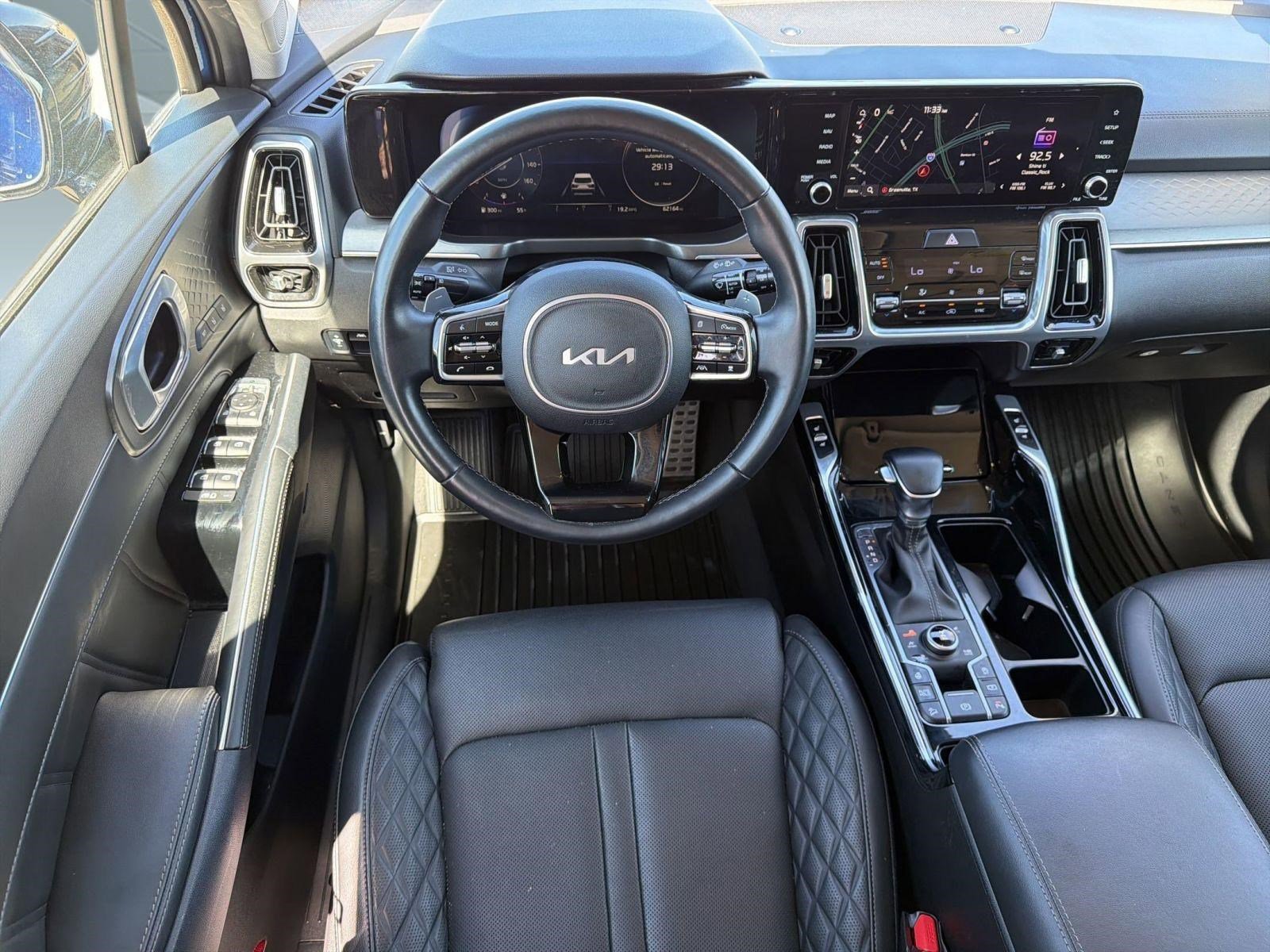 Used 2023 Kia Sorento SX image 28