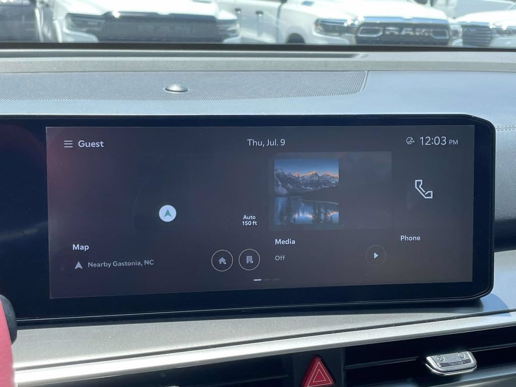 Used 2025 Kia Sorento S w/ Panoramic Sunroof Package FWD image 37