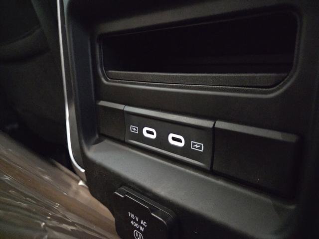 New 2026 RAM 1500 4x4 Crew Cab image 35