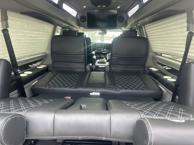 New 2026 Chevrolet Express 2500 Extended w/ Driver Convenience Package RWD image 20