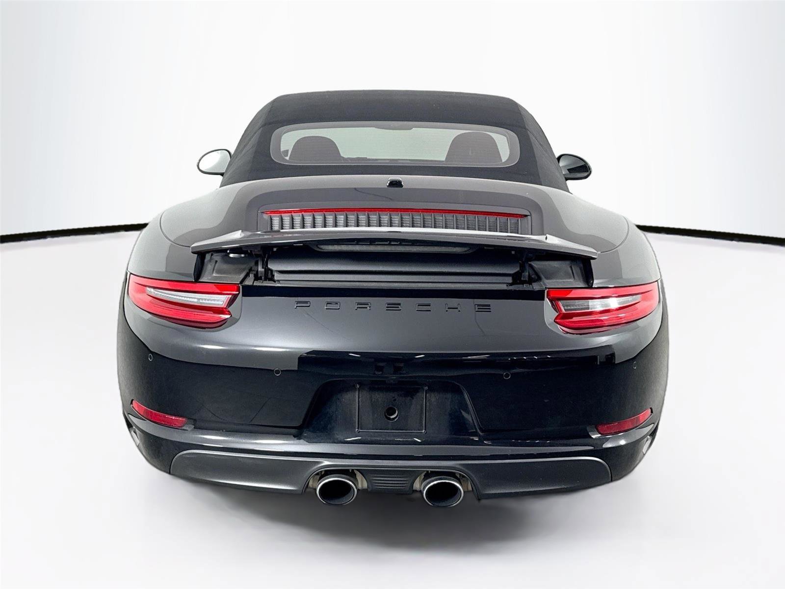 Used 2017 Porsche 911 Carrera S image 6