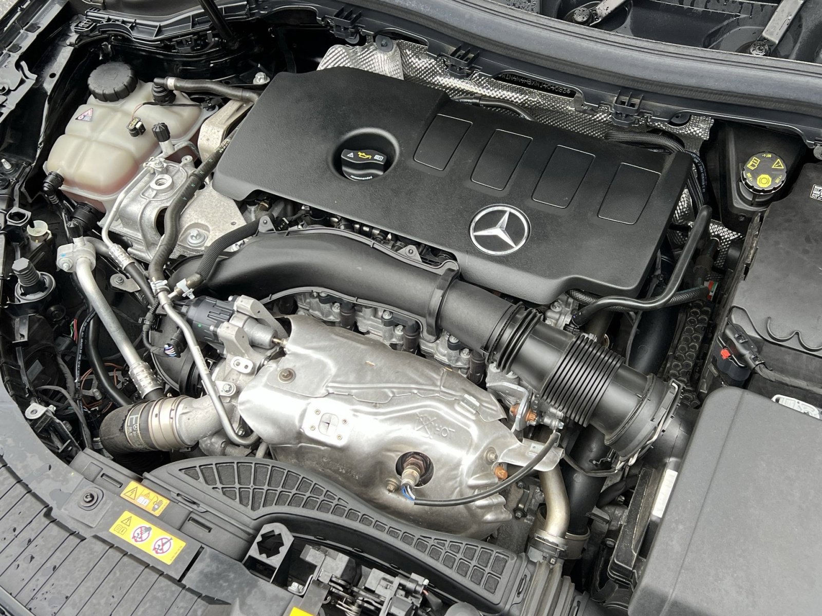 Certified 2022 Mercedes-Benz GLA 250 4MATIC image 27