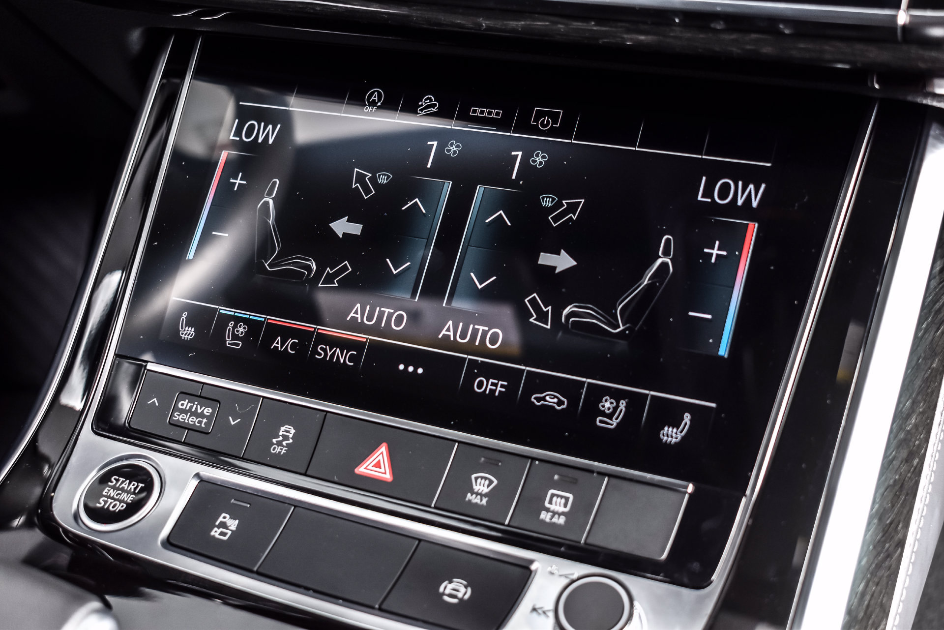 Used 2025 Audi Q8 Premium Plus AWD/4WD image 24