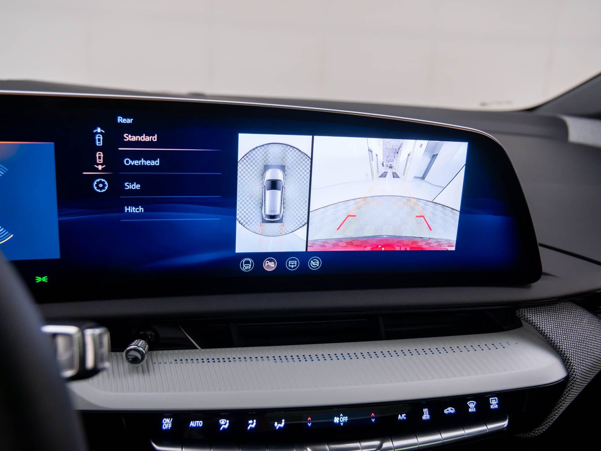 Certified 2025 Cadillac Optiq Sport 2 w/ LPO, Floor Liner Package image 30