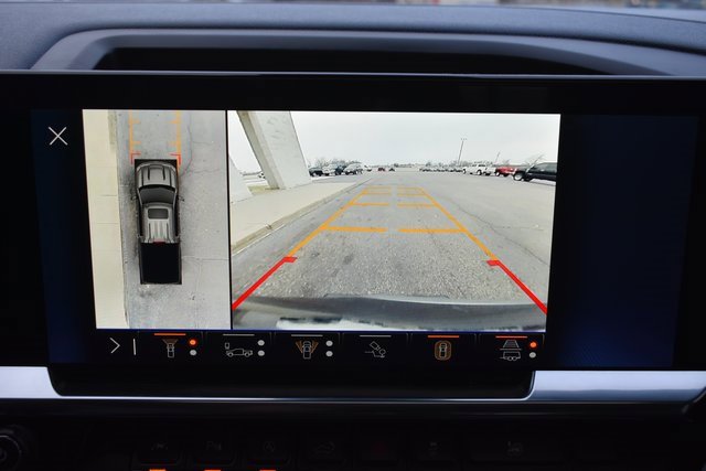 Used 2024 Chevrolet Silverado 1500 High Country image 28