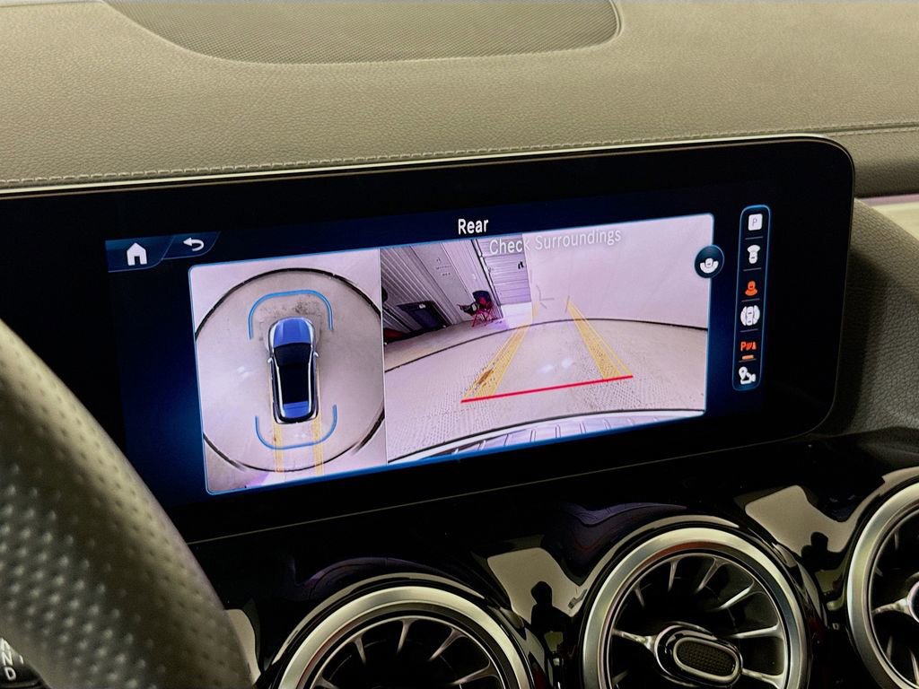 Used 2024 Mercedes-Benz GLA 35 AMG 4MATIC image 15