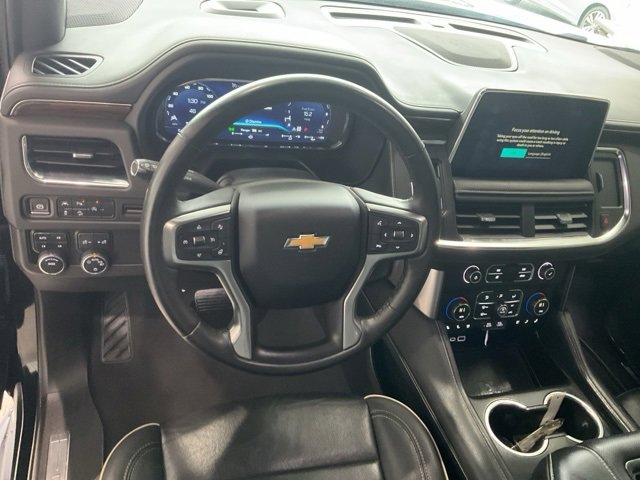 Used 2024 Chevrolet Suburban Premier image 8