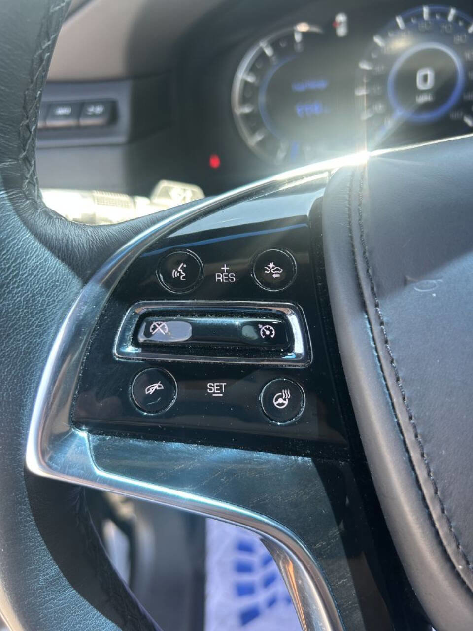 Used 2019 Cadillac Escalade Platinum image 20