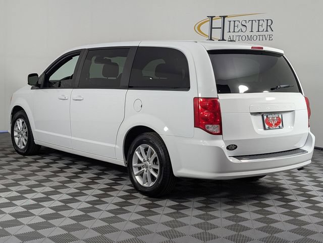 Used 2020 Dodge Grand Caravan SE FWD image 5