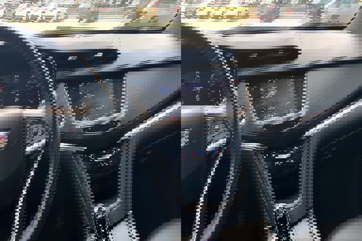 Used 2023 Cadillac XT6 Luxury FWD image 7