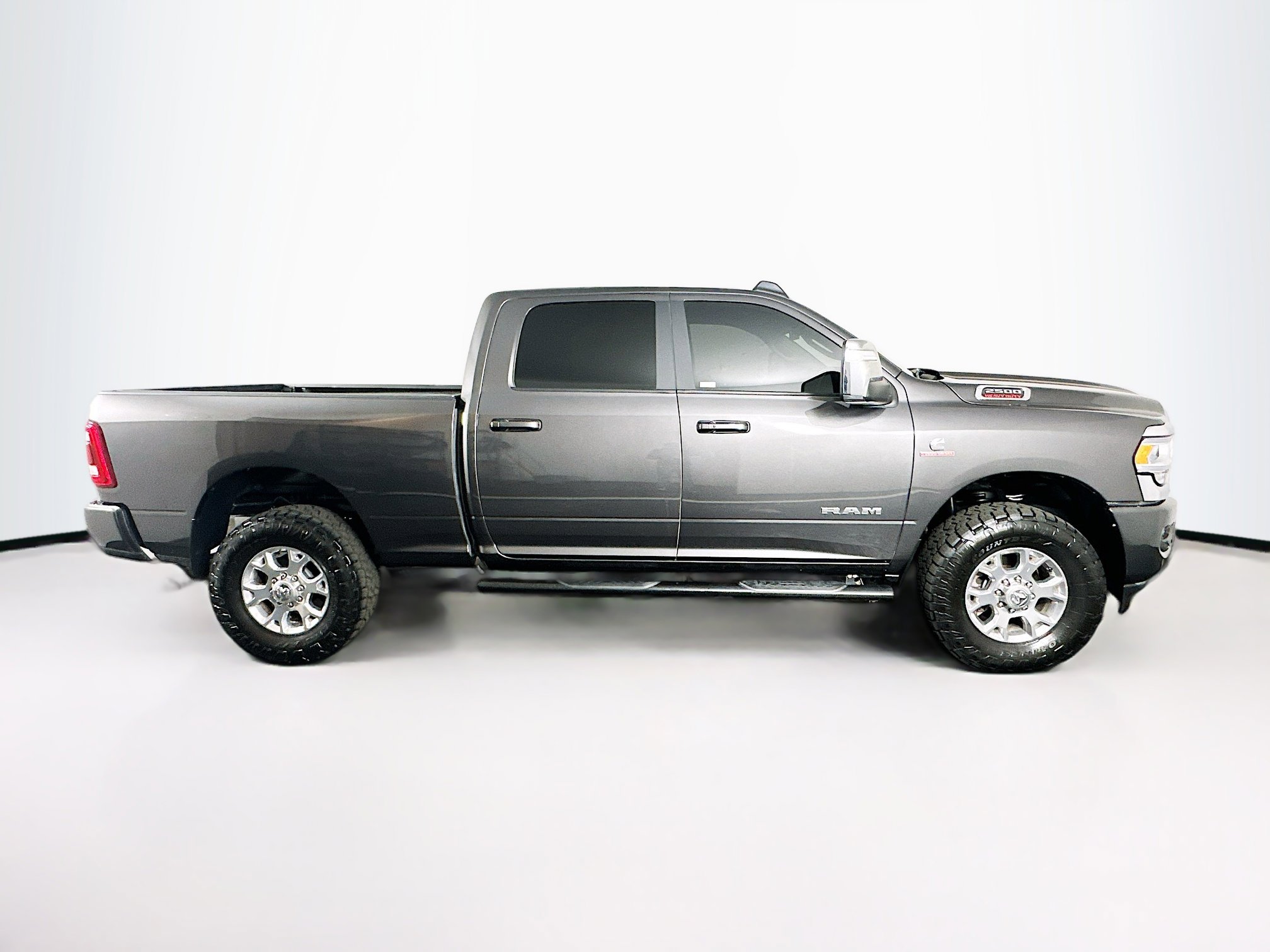 Used 2024 RAM 2500 Laramie w/ Safety Group image 10