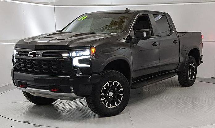 Used 2024 Chevrolet Silverado 1500 ZR2 w/ Technology Package image 6