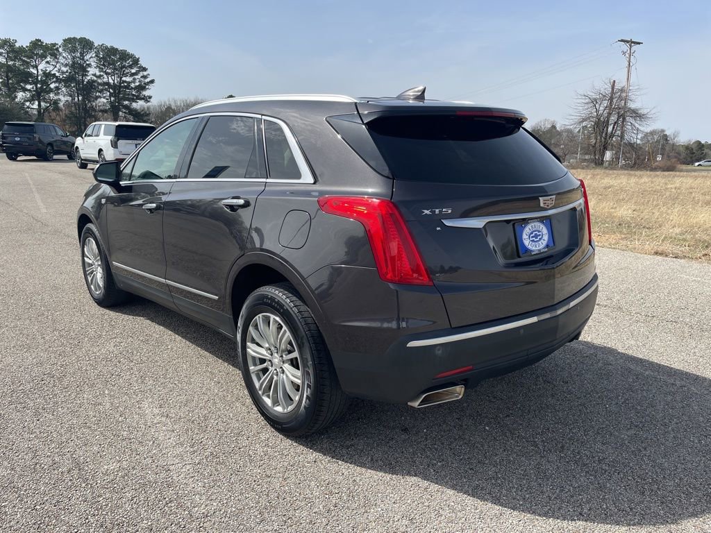 Used 2019 Cadillac XT5 Luxury w/ Advanced Security Package image 3