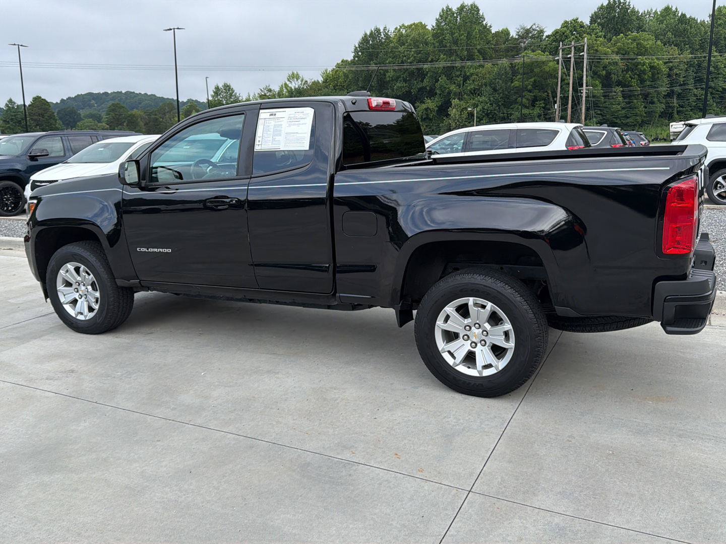 Used 2022 Chevrolet Colorado LT w/ Fleet Safety Package RWD image 6