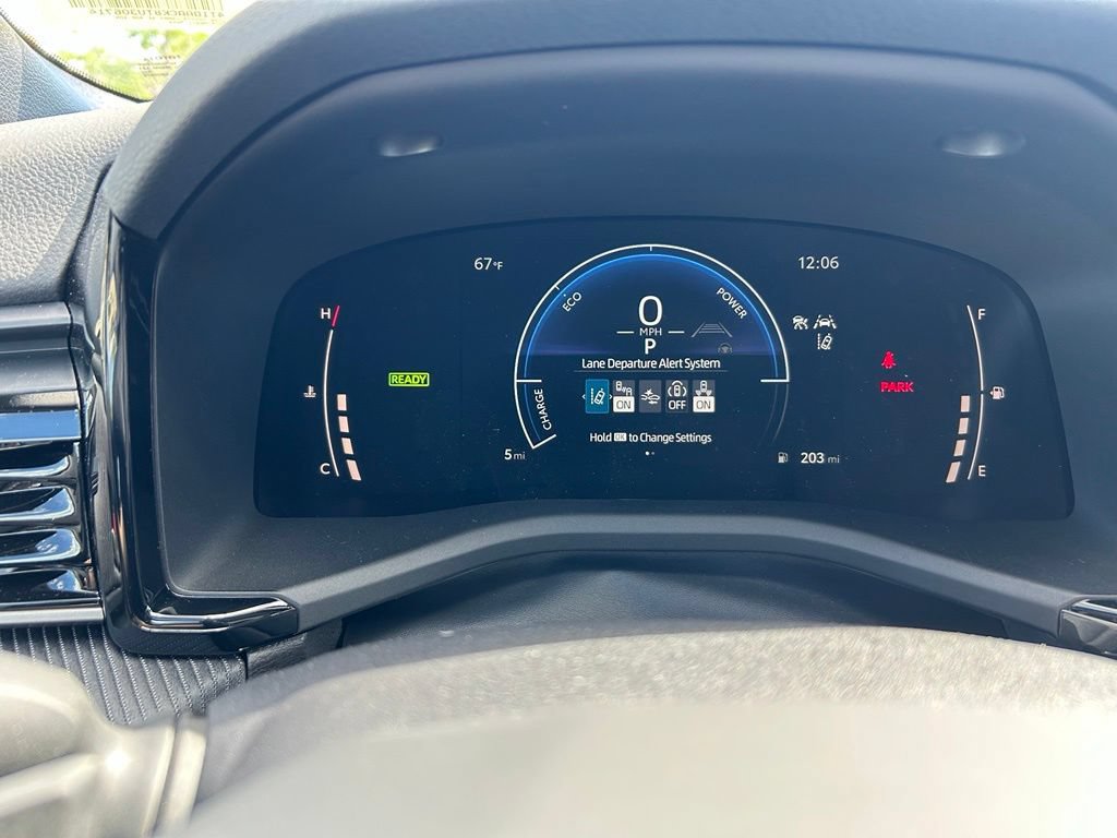 Used 2026 Toyota Camry SE FWD image 16