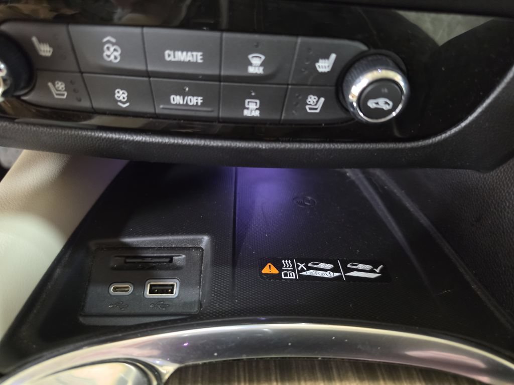 Used 2023 Buick Enclave Avenir w/ Avenir Technology Package AWD/4WD image 24