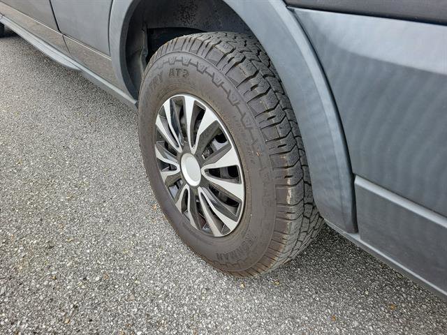 Used 2017 Ford Transit 350 XLT image 25