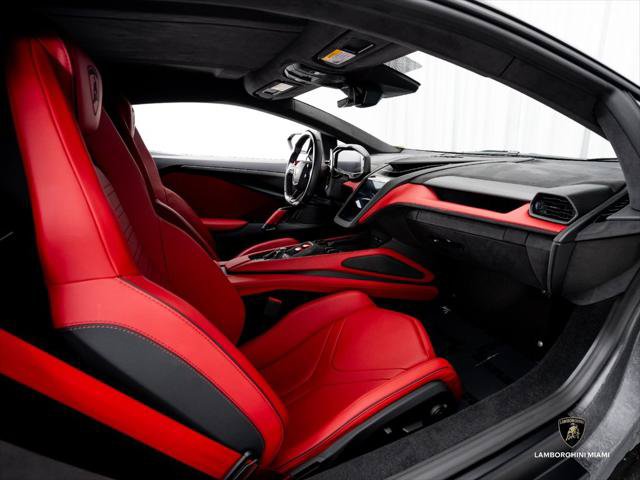 Used 2025 Lamborghini Revuelto AWD/4WD image 49