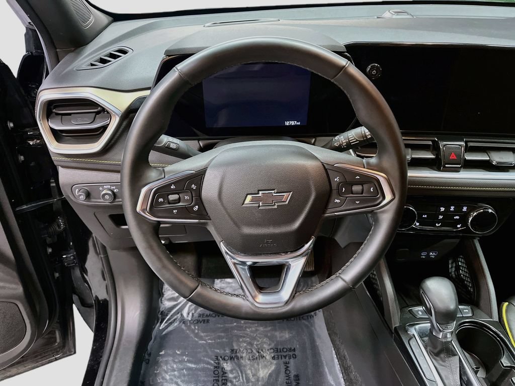 Used 2024 Chevrolet TrailBlazer ACTIV AWD/4WD image 11