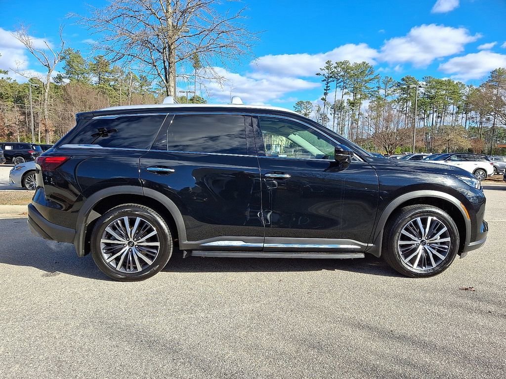 Used 2025 INFINITI QX60 Sensory w/ Vision Package image 7