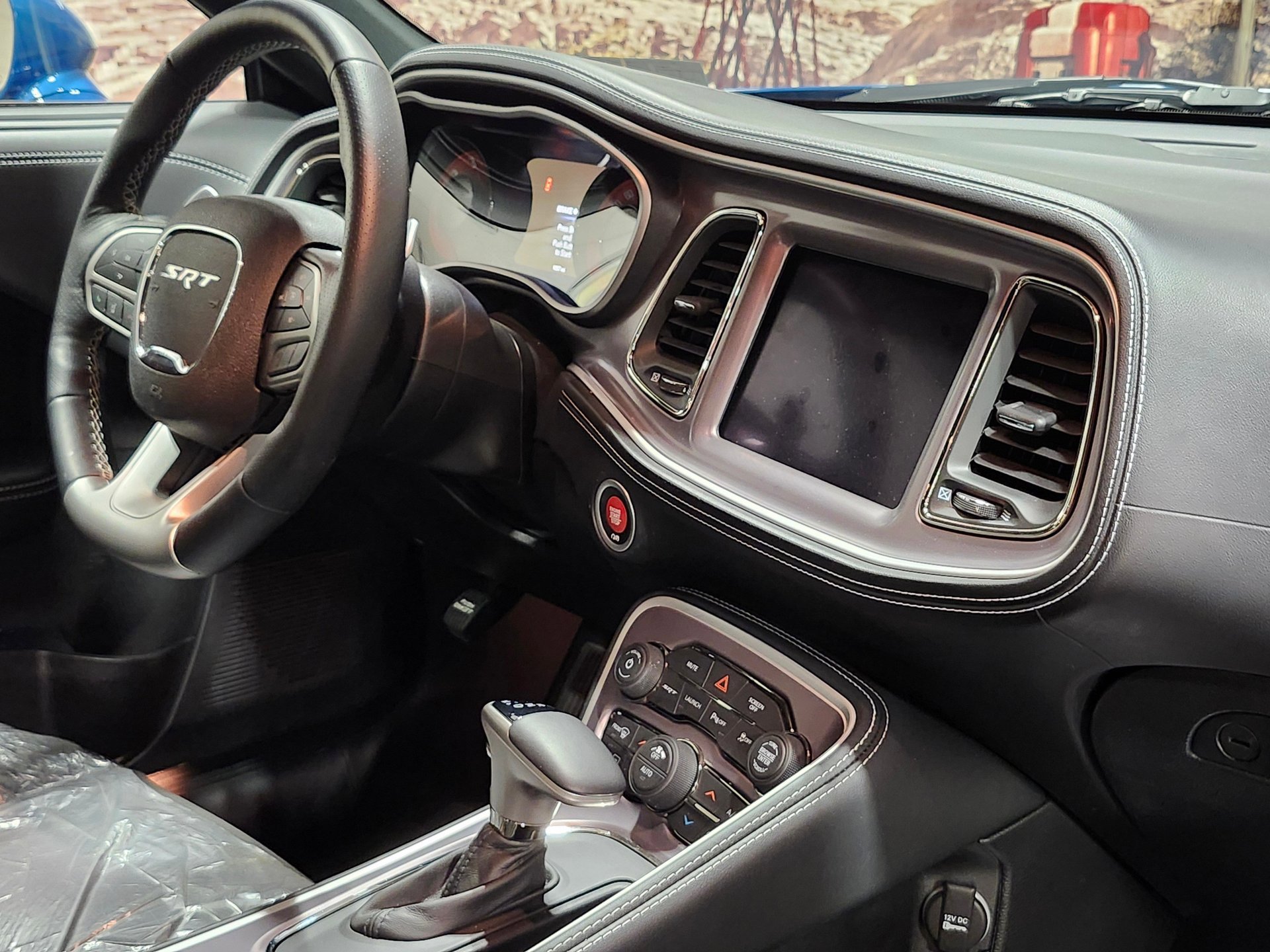 Used 2022 Dodge Challenger SRT Hellcat RWD image 19