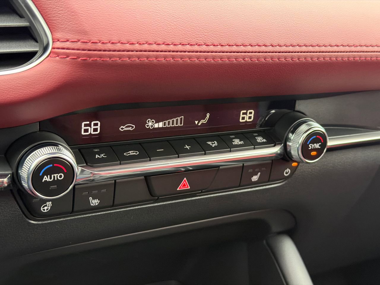 New 2026 MAZDA MAZDA3 Hatchback w/ Appearance Package image 26