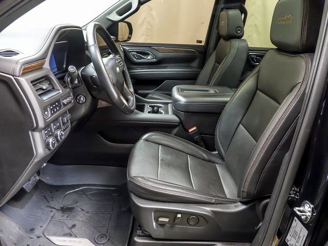 Used 2023 Chevrolet Tahoe High Country w/ Premium Package image 8