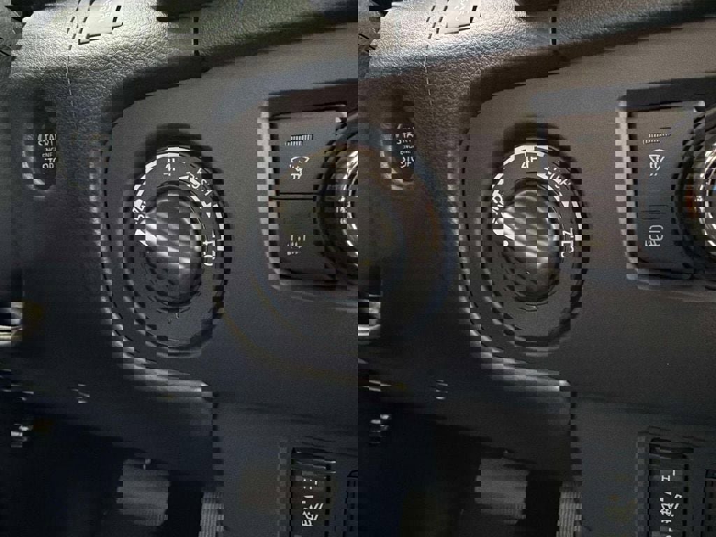 New 2026 Nissan Frontier PRO-4X image 14