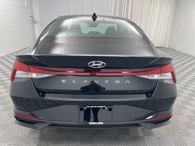 Used 2023 Hyundai Elantra SEL w/ Convenience Package image 7