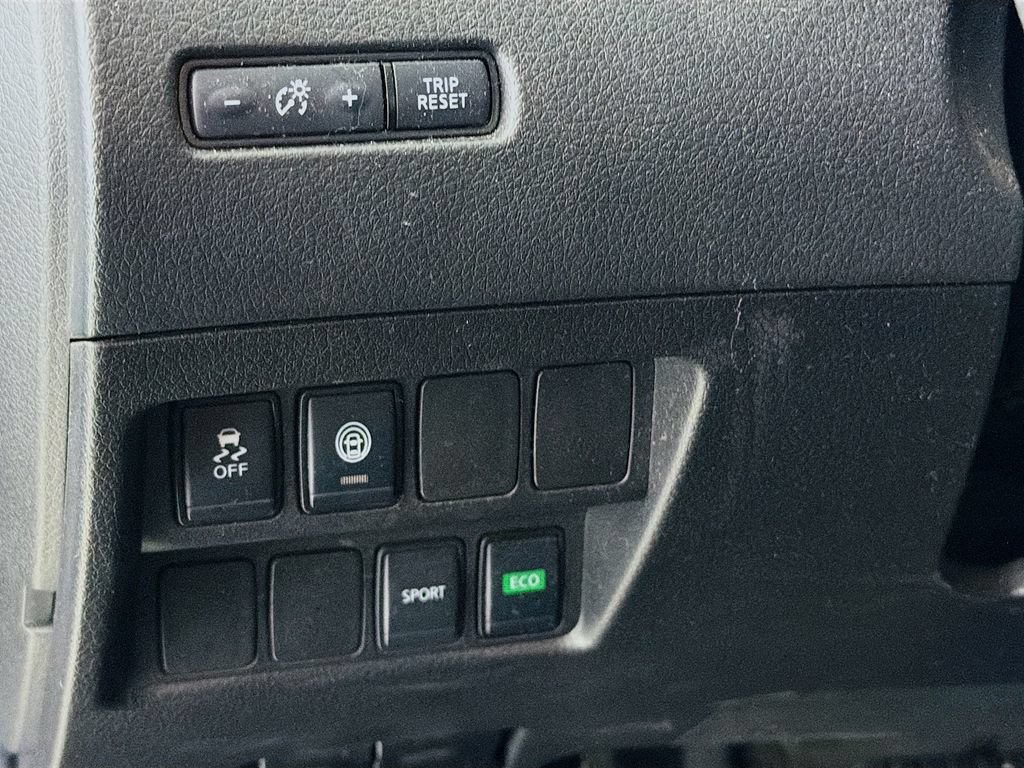 Used 2021 Nissan Rogue Sport S FWD image 13