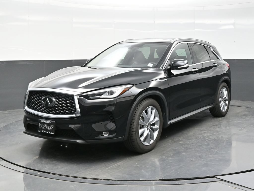 Used 2019 INFINITI QX50 Luxe w/ Navigation Package AWD/4WD image 2