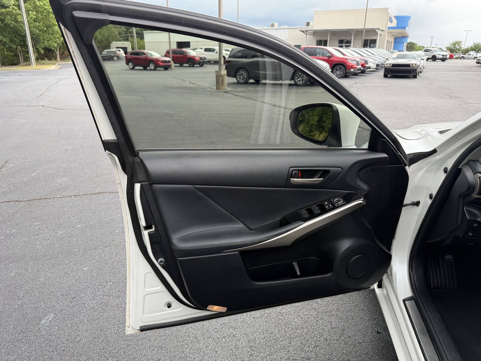 Used 2017 Lexus IS 300 AWD w/ Premium Package image 17