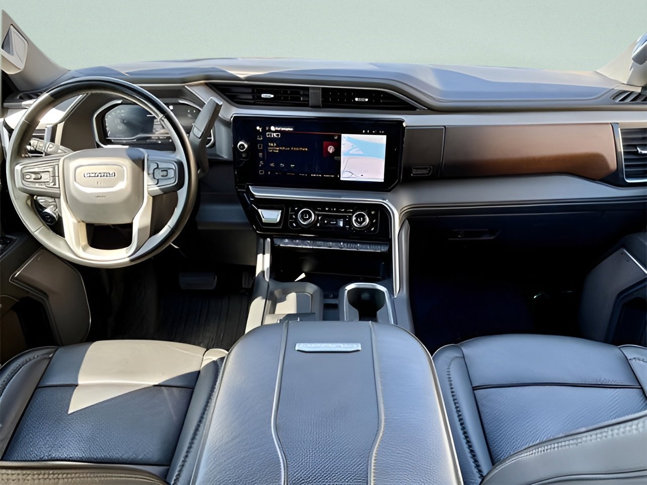 Used 2024 GMC Sierra 2500 Denali w/ Technology Package image 27