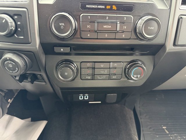 Used 2018 Ford F150 XLT w/ Equipment Group 302A Luxury image 17