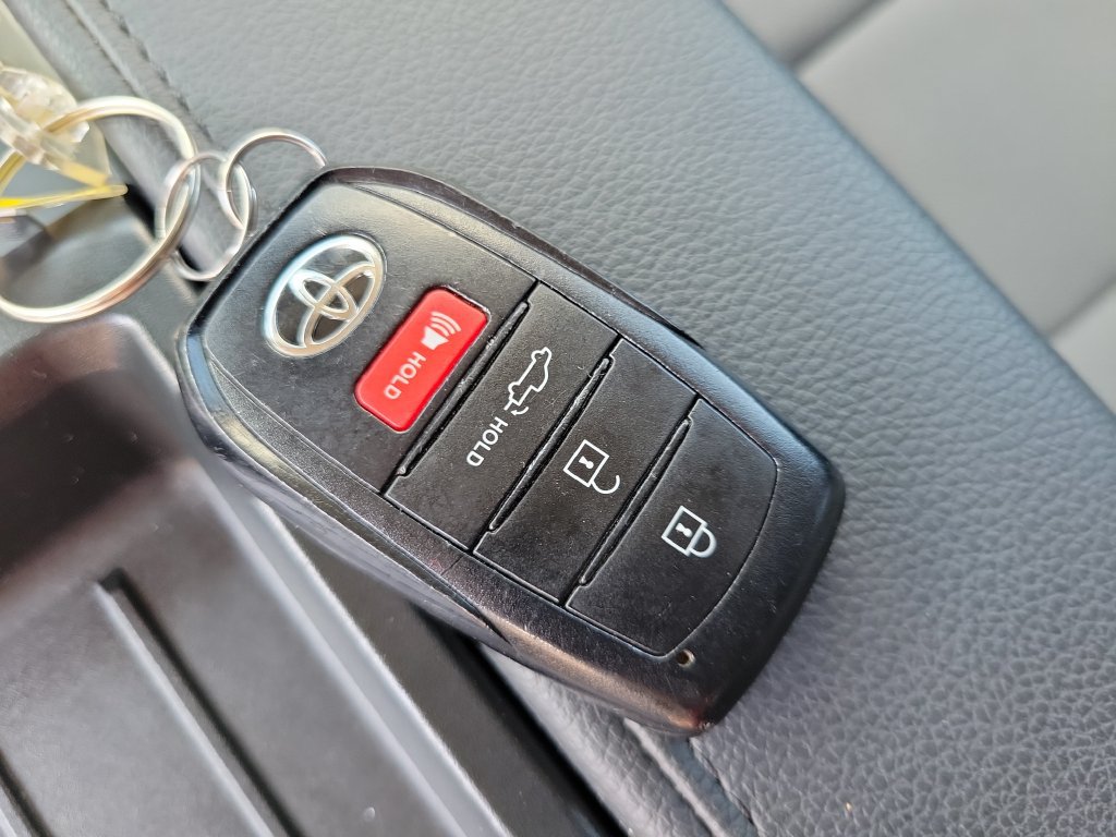 Used 2024 Toyota Tundra SR5 AWD/4WD image 37