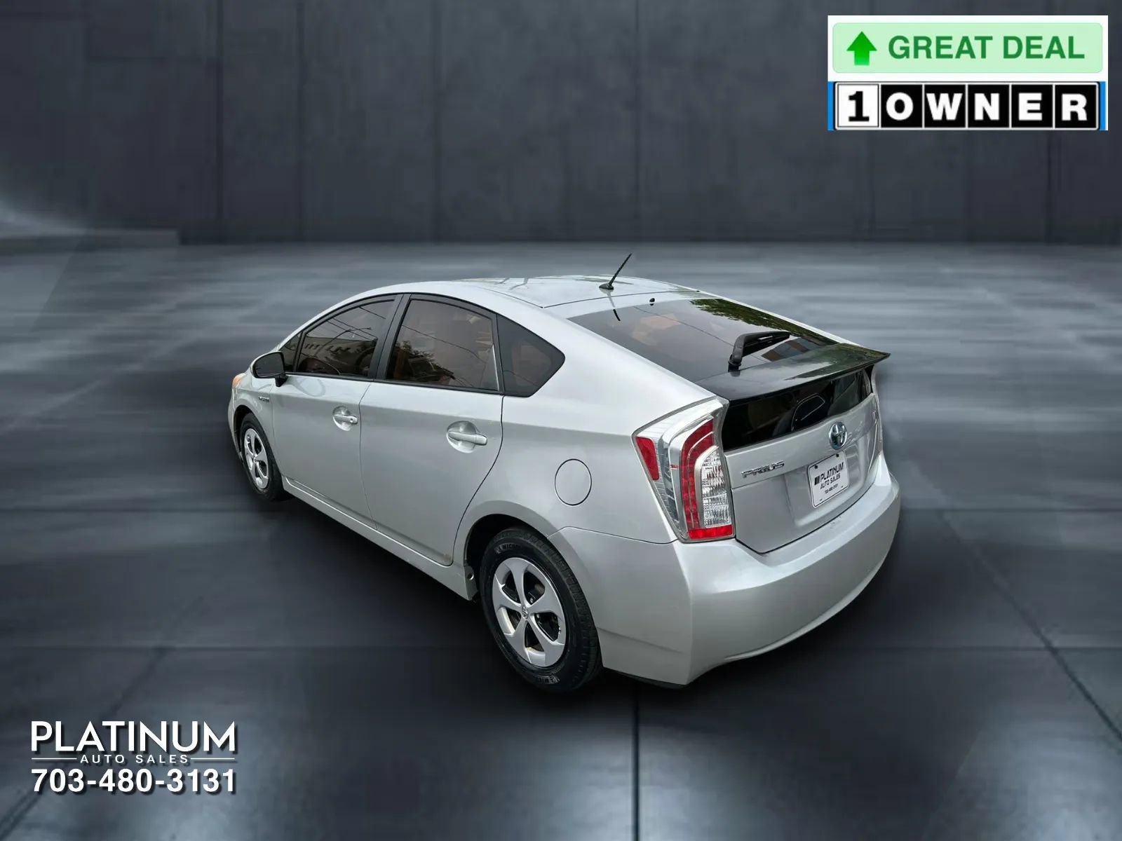 Used 2012 Toyota Prius Two FWD image 7