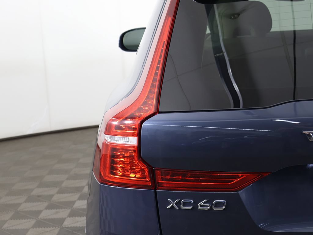 Used 2023 Volvo XC60 B6 Ultimate AWD/4WD image 19