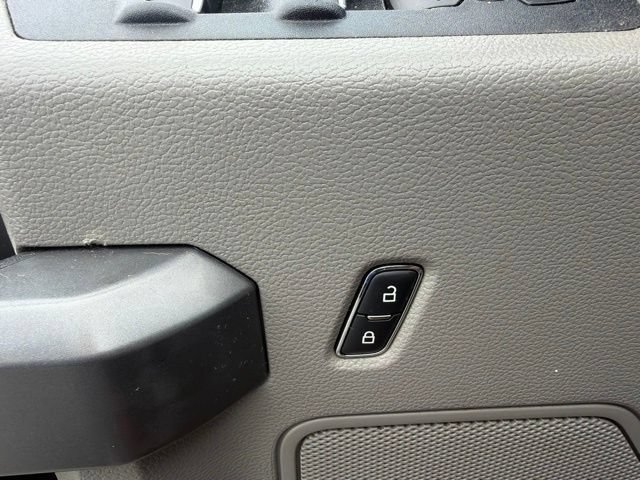 Used 2020 Ford F150 XLT w/ Equipment Group 302A Luxury RWD image 13