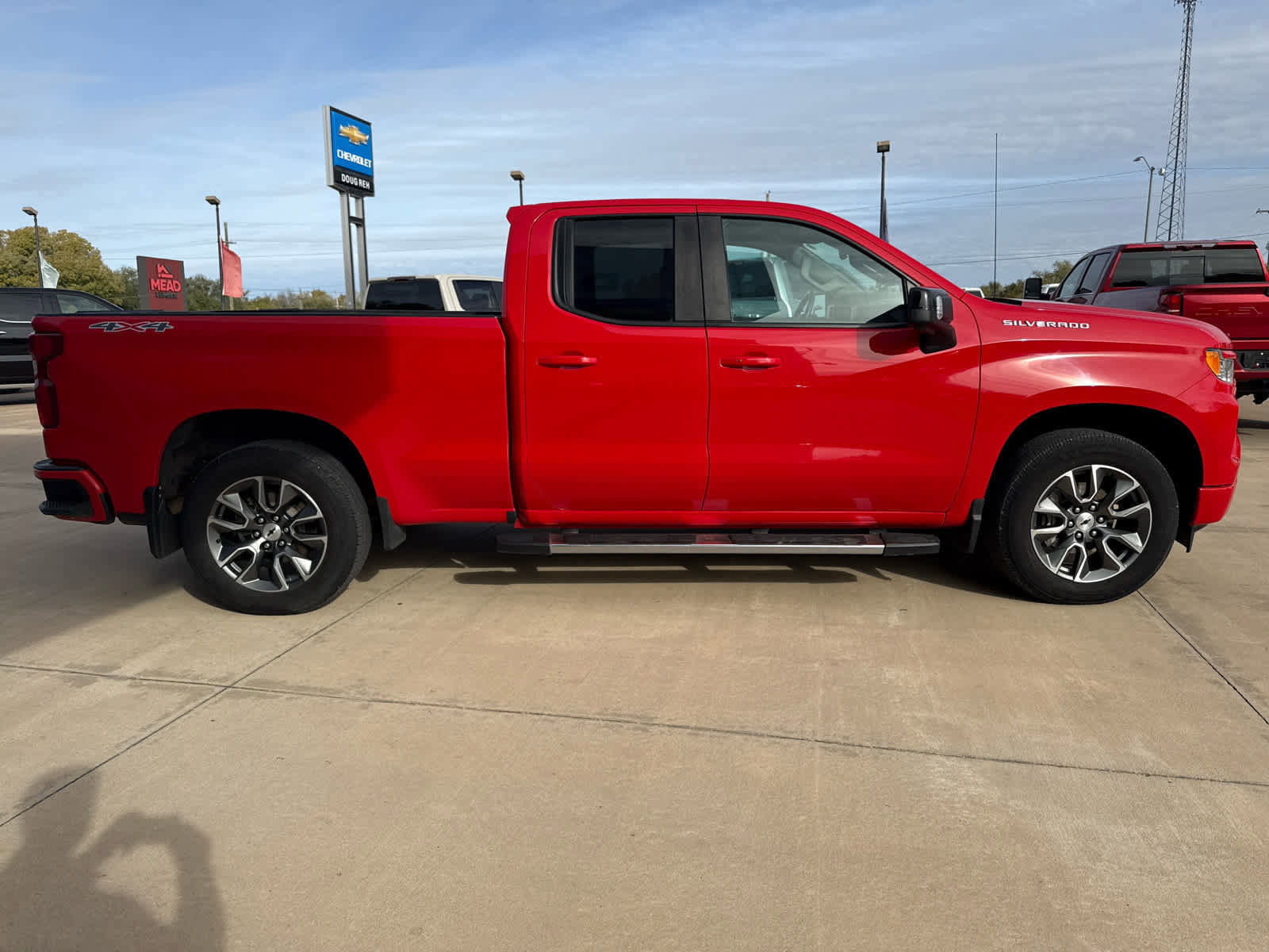 Used 2023 Chevrolet Silverado 1500 RST w/ Convenience Package II image 5