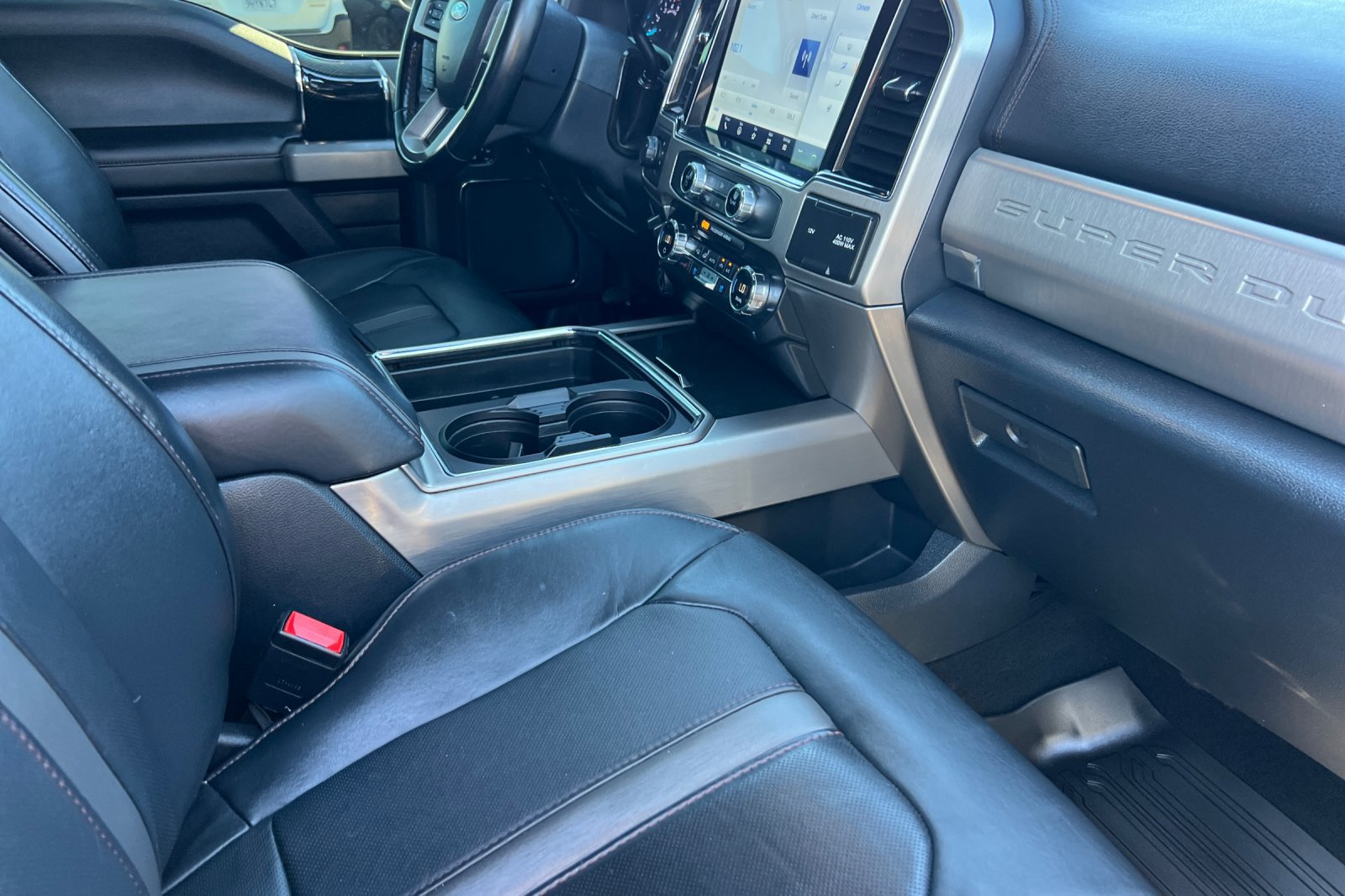 Used 2022 Ford F450 Platinum w/ FX4 Off-Road Package AWD/4WD image 15